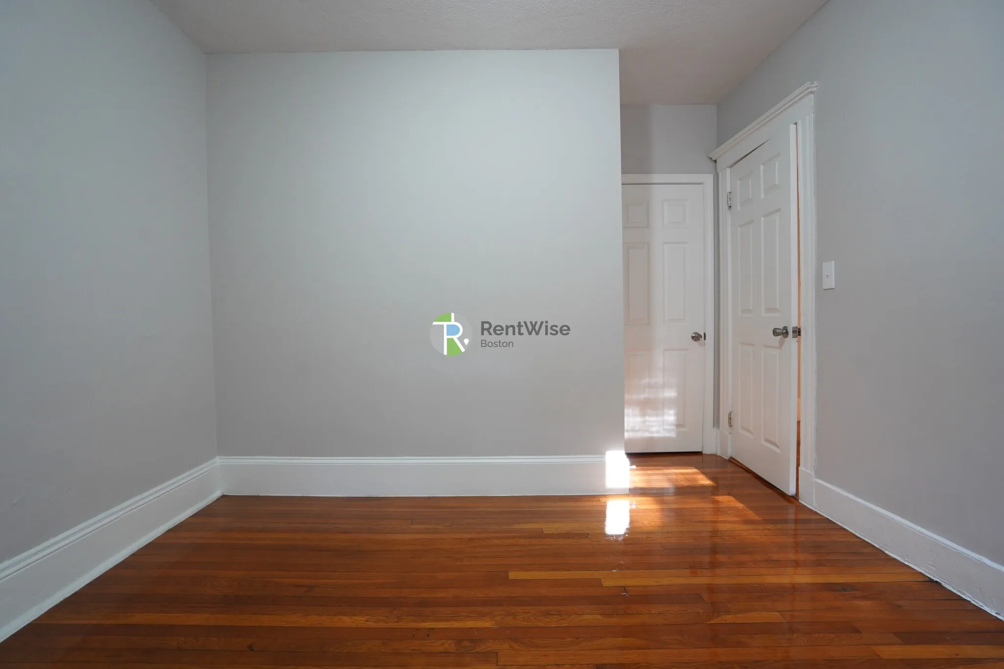 4 bed, 2 bath apartment for rent at 146 Chiswick Rd Unit 7, Brighton — photo 12 of 19