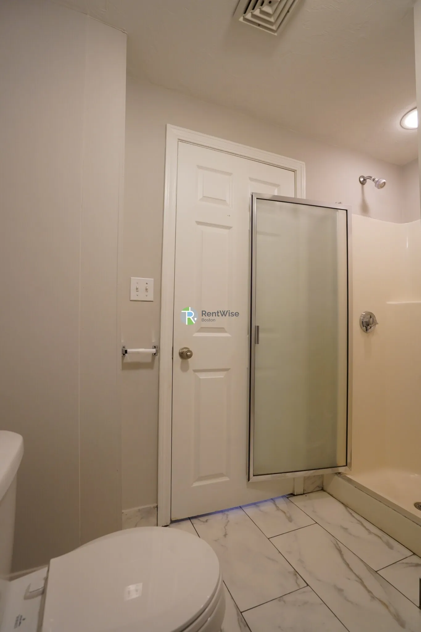 4 bed, 2 bath apartment for rent at 146 Chiswick Rd Unit 7, Brighton