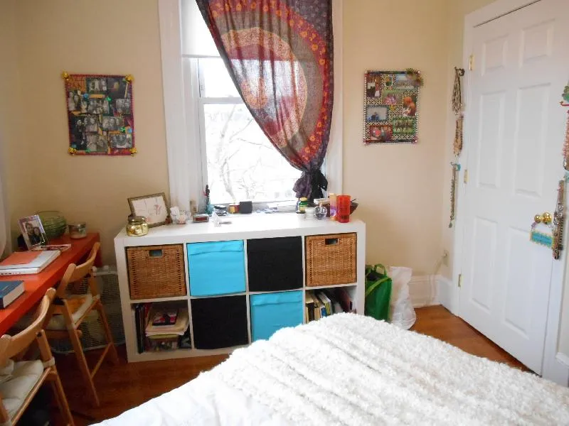 4 bed, 2 bath apartment for rent at 146 Chiswick Rd Unit 8, Brighton — photo 19 of 28