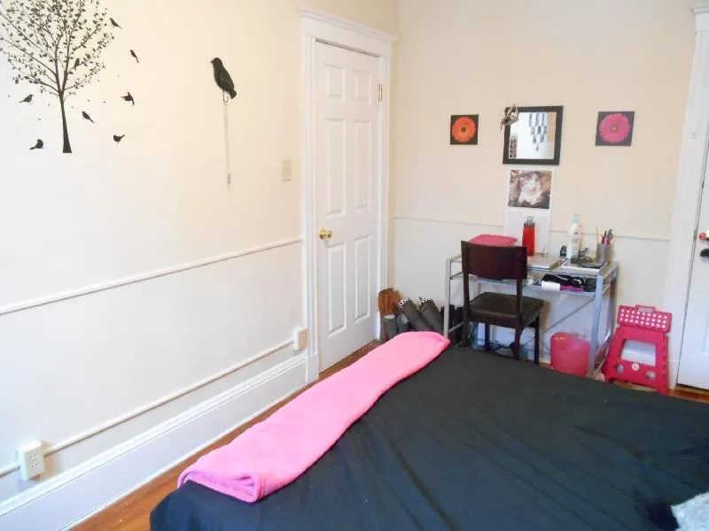 4 bed, 2 bath apartment for rent at 146 Chiswick Rd Unit 8, Brighton — photo 24 of 28