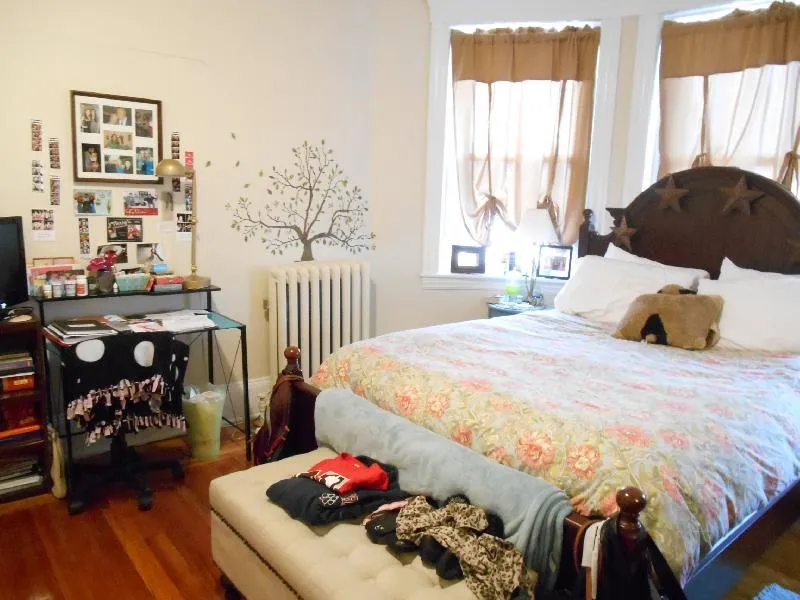 4 bed, 2 bath apartment for rent at 146 Chiswick Rd Unit 8, Brighton — photo 21 of 28