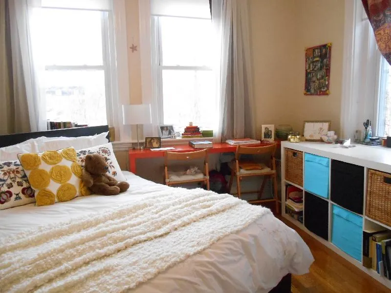 4 bed, 2 bath apartment for rent at 146 Chiswick Rd Unit 8, Brighton — photo 20 of 28