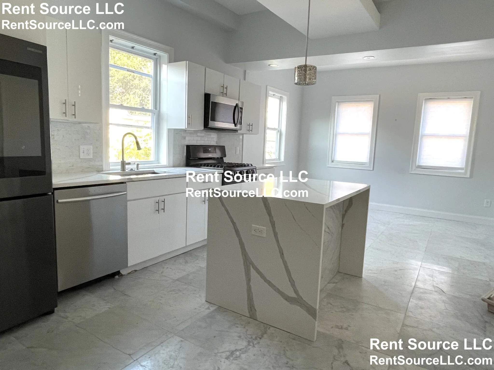 3 bed, 2 bath apartment for rent at 146 Columbia St Unit 1, The Port — photo 9 of 17