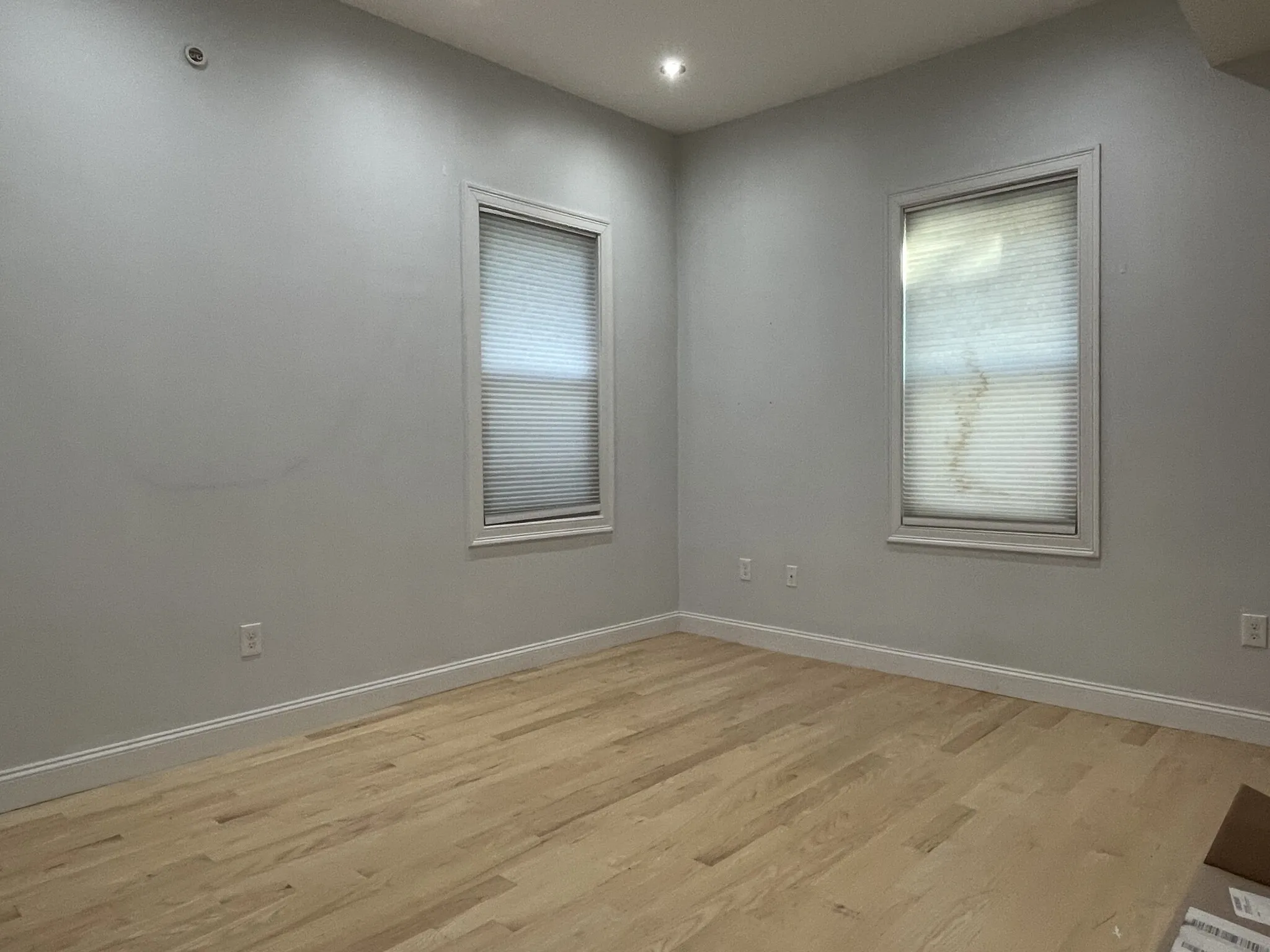 3 bed, 2 bath apartment for rent at 146 Columbia St Unit 1, The Port — photo 5 of 17