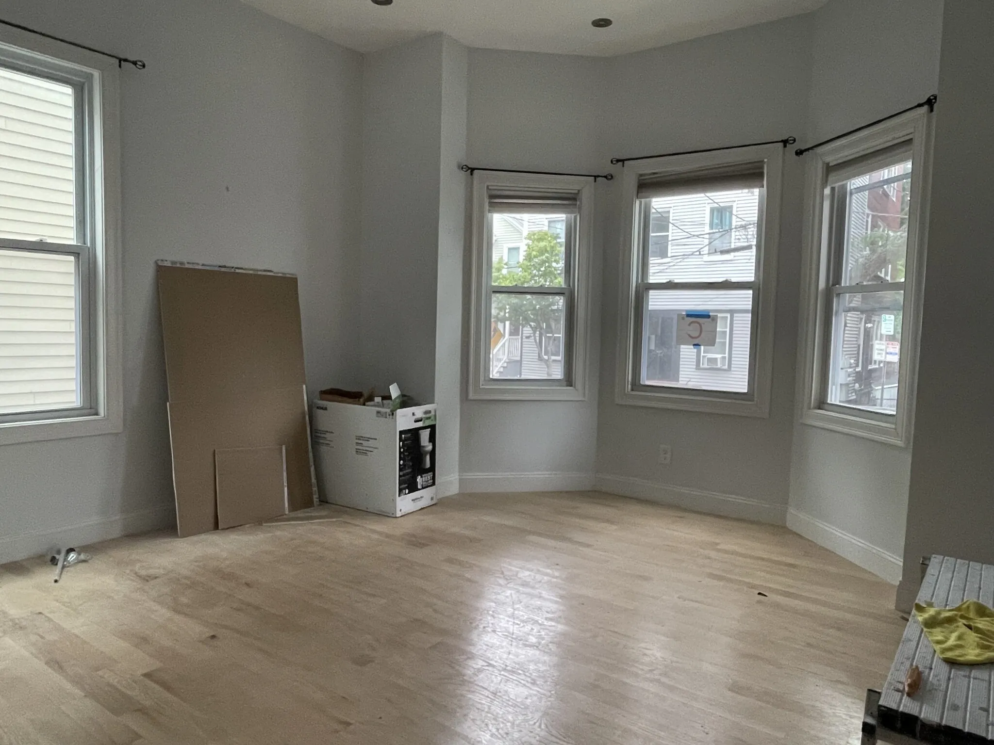3 bed, 2 bath apartment for rent at 146 Columbia St Unit 1, The Port — photo 4 of 17