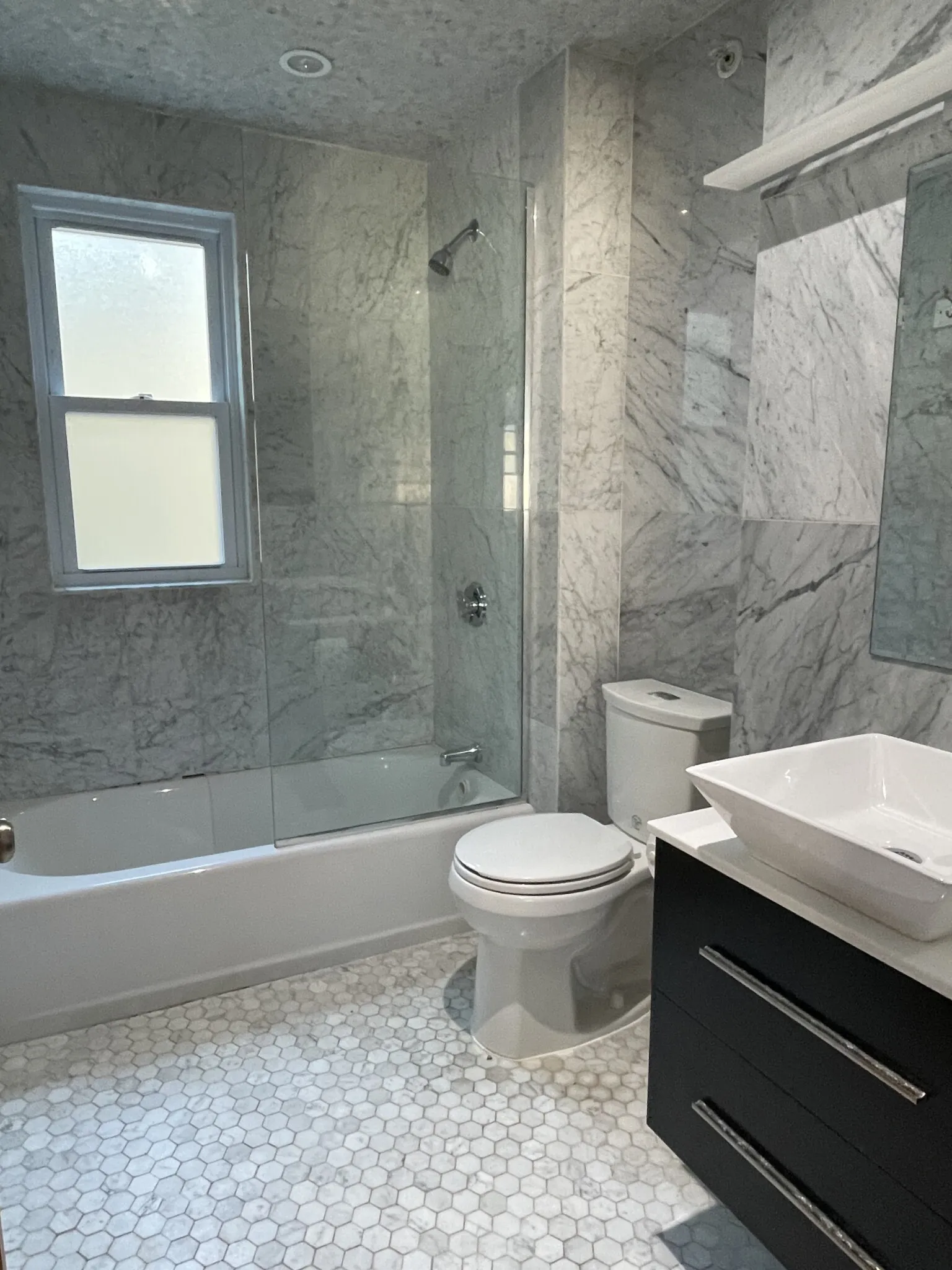 3 bed, 2 bath apartment for rent at 146 Columbia St Unit 1, The Port — photo 8 of 17