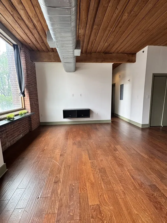 2 bed, 2 bath apartment for rent at 146 Court St Unit 204, Brockton — photo 2 of 7