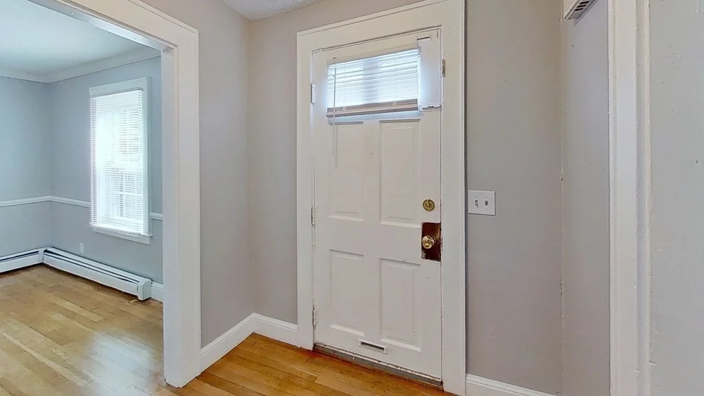 4 bed, 2 bath apartment for rent at 146 Grafton Unit 146, Brockton — photo 4 of 30