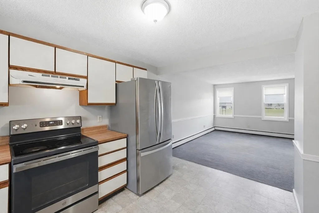 2 bed, 1 bath apartment for rent at 146 Hecla St Unit 2, North Uxbridge — photo 13 of 26