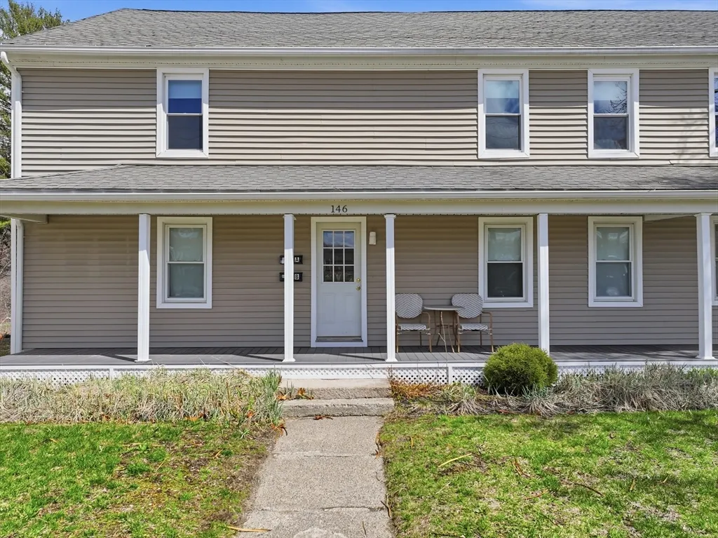 2 bed, 1 bath apartment for rent at 146 Hecla St Unit 2, North Uxbridge — photo 2 of 26