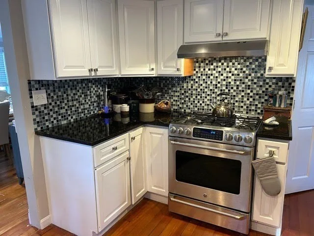 3 bed, 1 bath apartment for rent at 146 Highland St Unit 146, Marshfield — photo 2 of 13