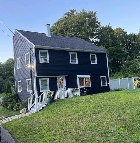3 bed, 1 bath apartment for rent at 146 Highland St Unit 146, Marshfield — photo 1 of 13