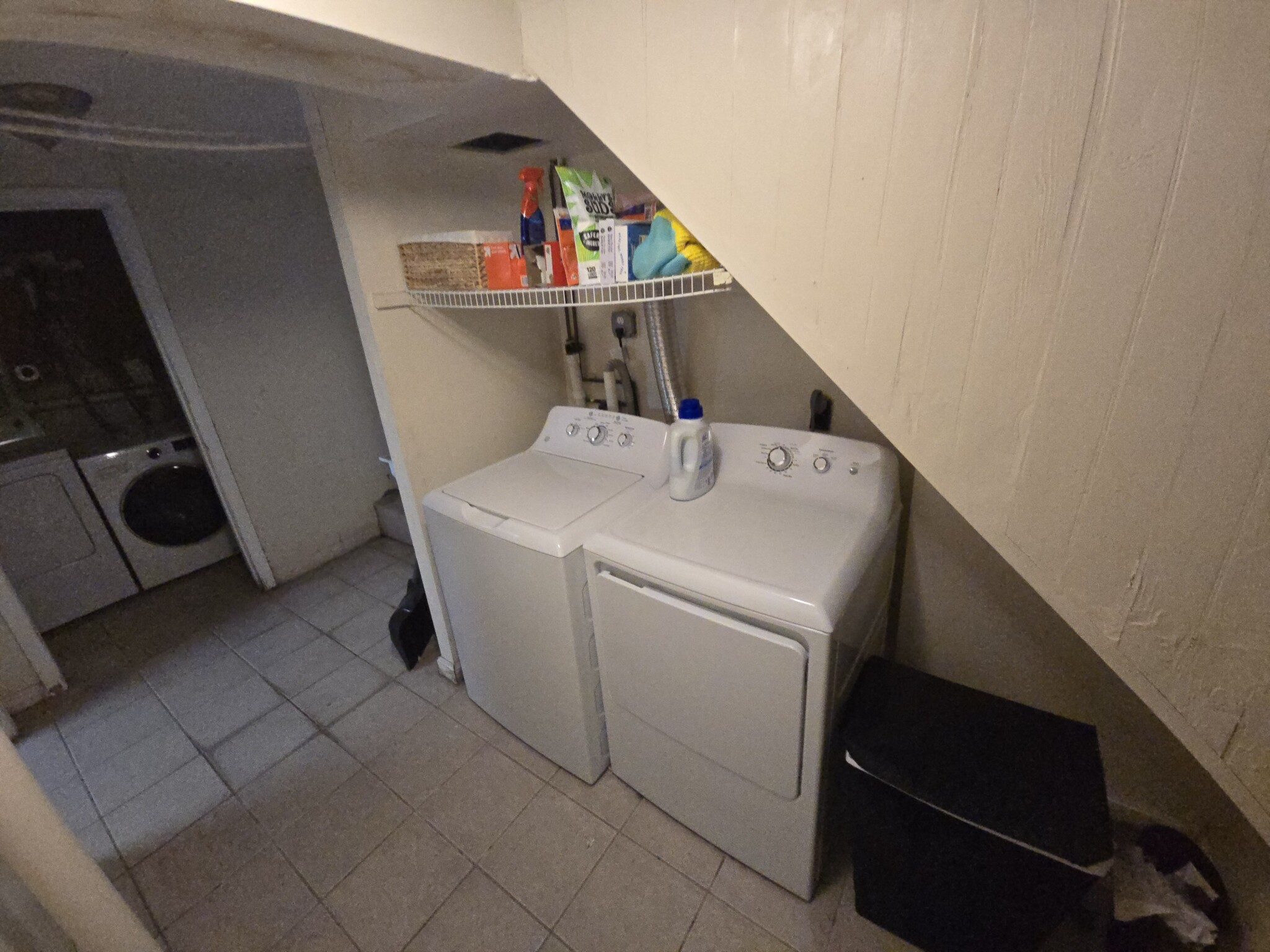 2 bed, 1 bath apartment for rent at 146 Hillside Rd Unit 1, Watertown — photo 11 of 23