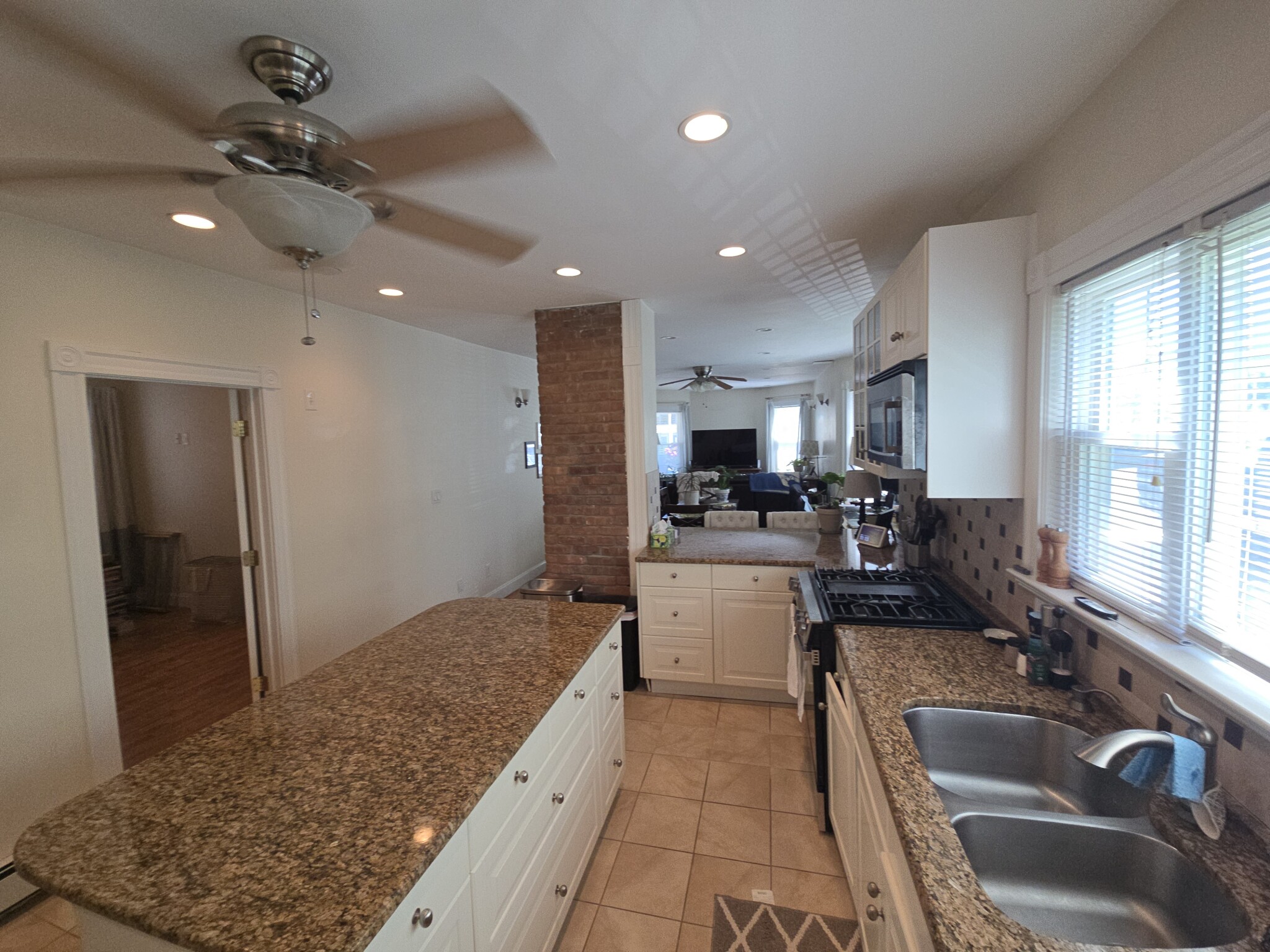2 bed, 1 bath apartment for rent at 146 Hillside Rd Unit 1, Watertown — photo 9 of 23