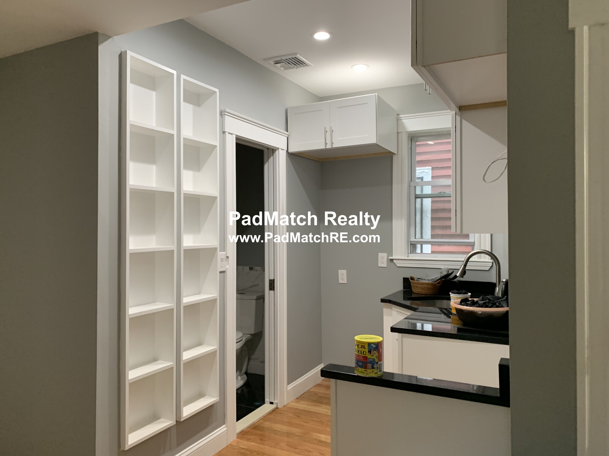 5 bed, 2 bath apartment for rent at 146 Hillside St Unit OL2, Mission Hill — photo 1 of 19