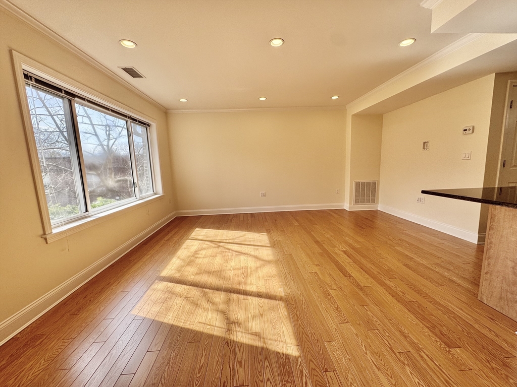 1 bed, 1 bath apartment for rent at 146 Independence Dr Unit 146, Chestnut Hill — photo 4 of 13