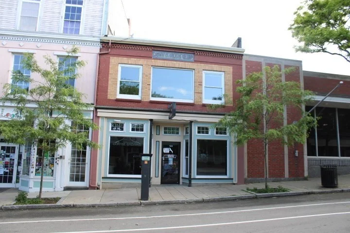 1 bed, 1 bath apartment for rent at 146 Main St Unit 2, Gloucester — photo 1 of 13