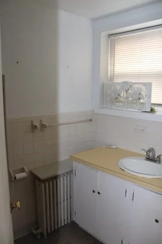 1 bed, 1 bath apartment for rent at 146 Main St Unit 2, Gloucester — photo 11 of 13