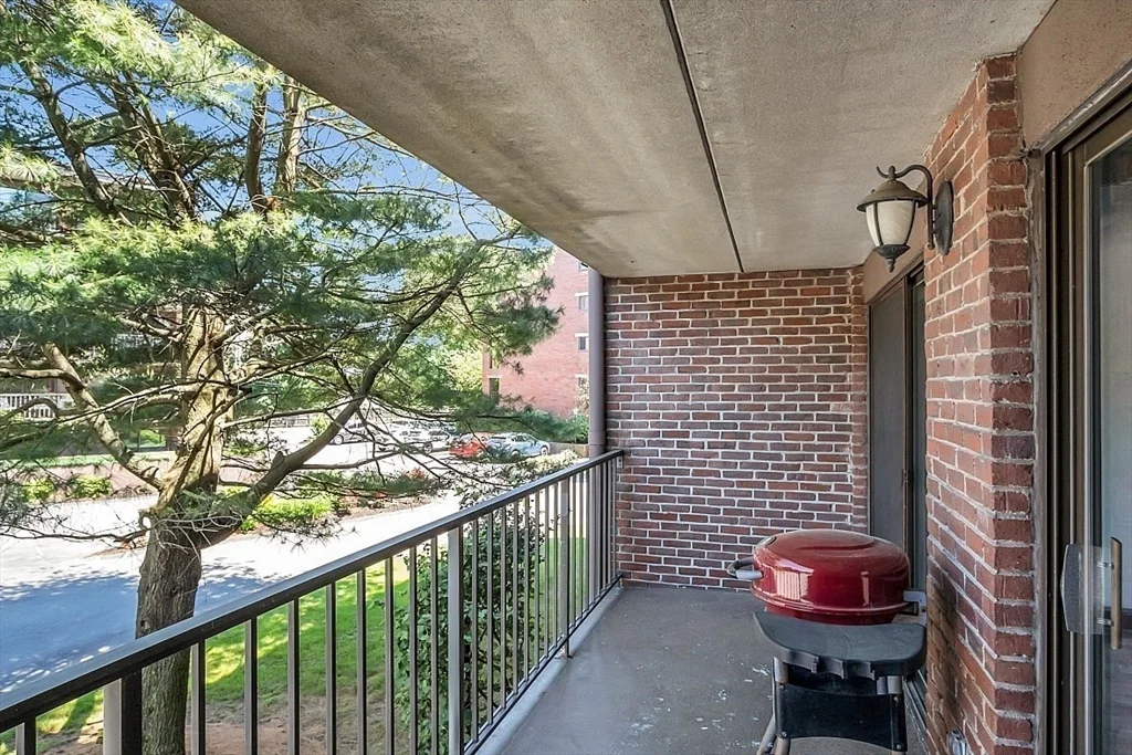 2 bed, 1 bath apartment for rent at 146 Marble St Unit 211, Stoneham — photo 16 of 19