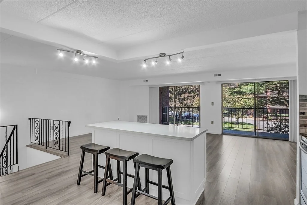 2 bed, 1 bath apartment for rent at 146 Marble St Unit 211, Stoneham — photo 2 of 19