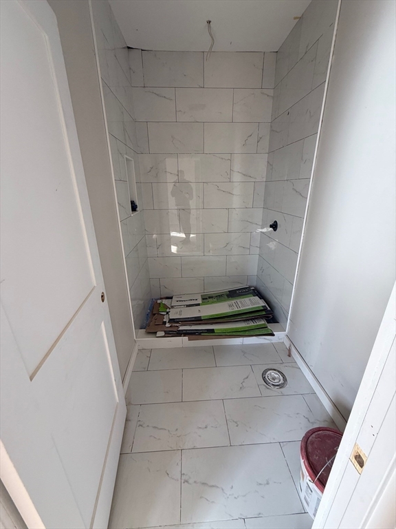 4 bed, 2 bath apartment for rent at 146 N St Unit 3, South Boston — photo 6 of 6
