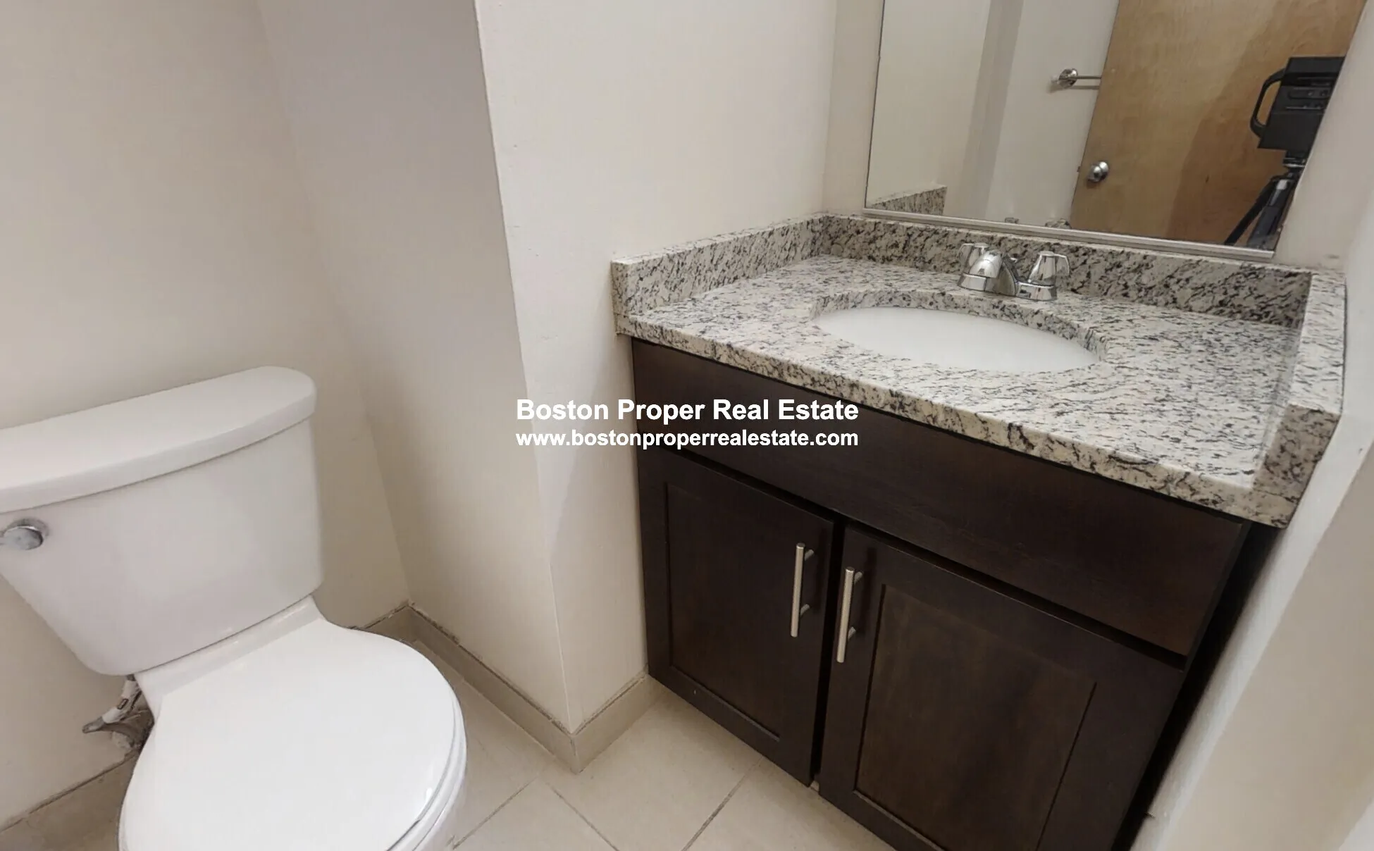 2 bed, 1.5 bath apartment for rent at 146 North Beacon St Unit A4, Oak Square — photo 2 of 13