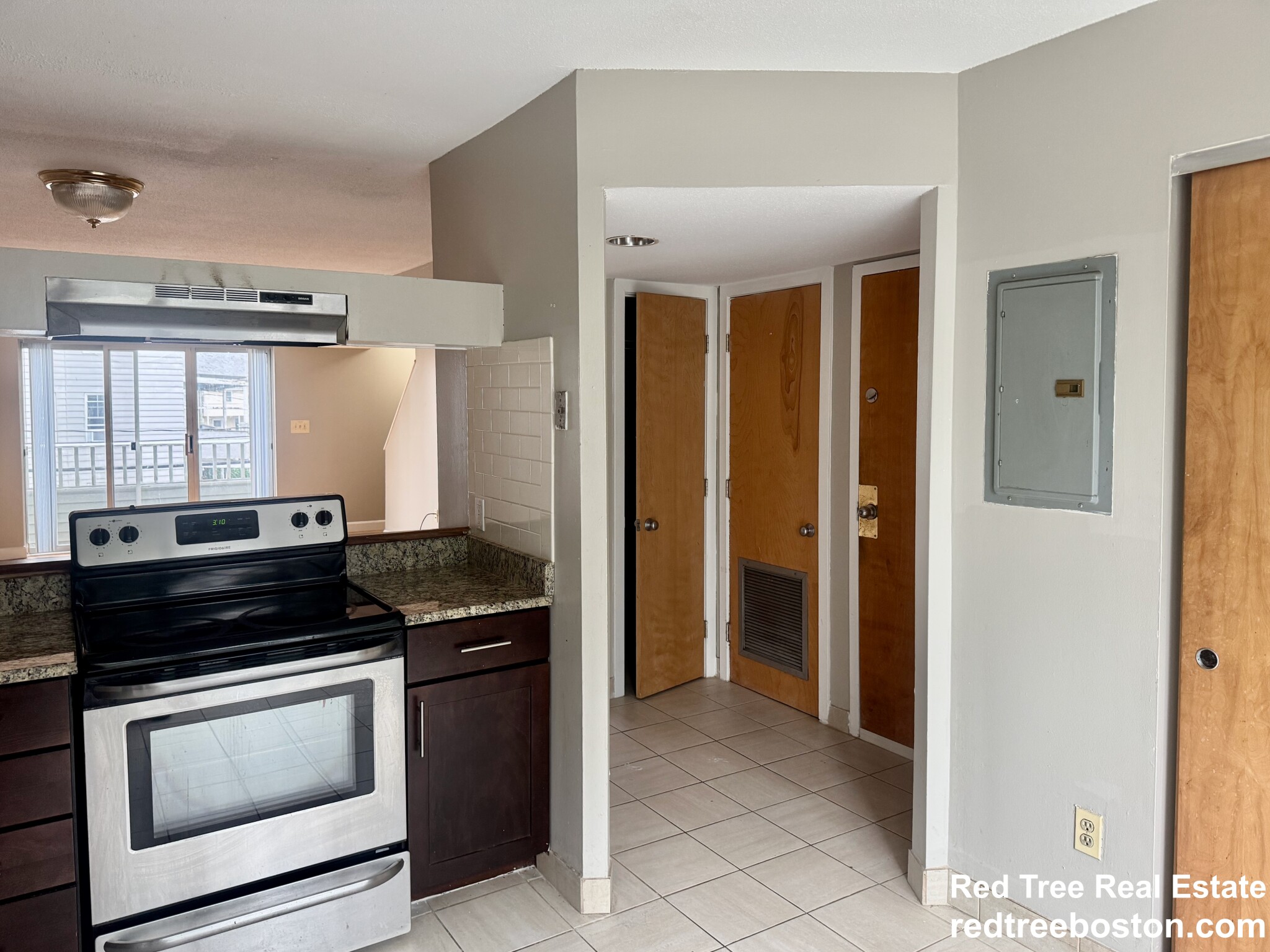 2 bed, 1.5 bath apartment for rent at 146 North Beacon St Unit B3, Brighton — photo 5 of 33