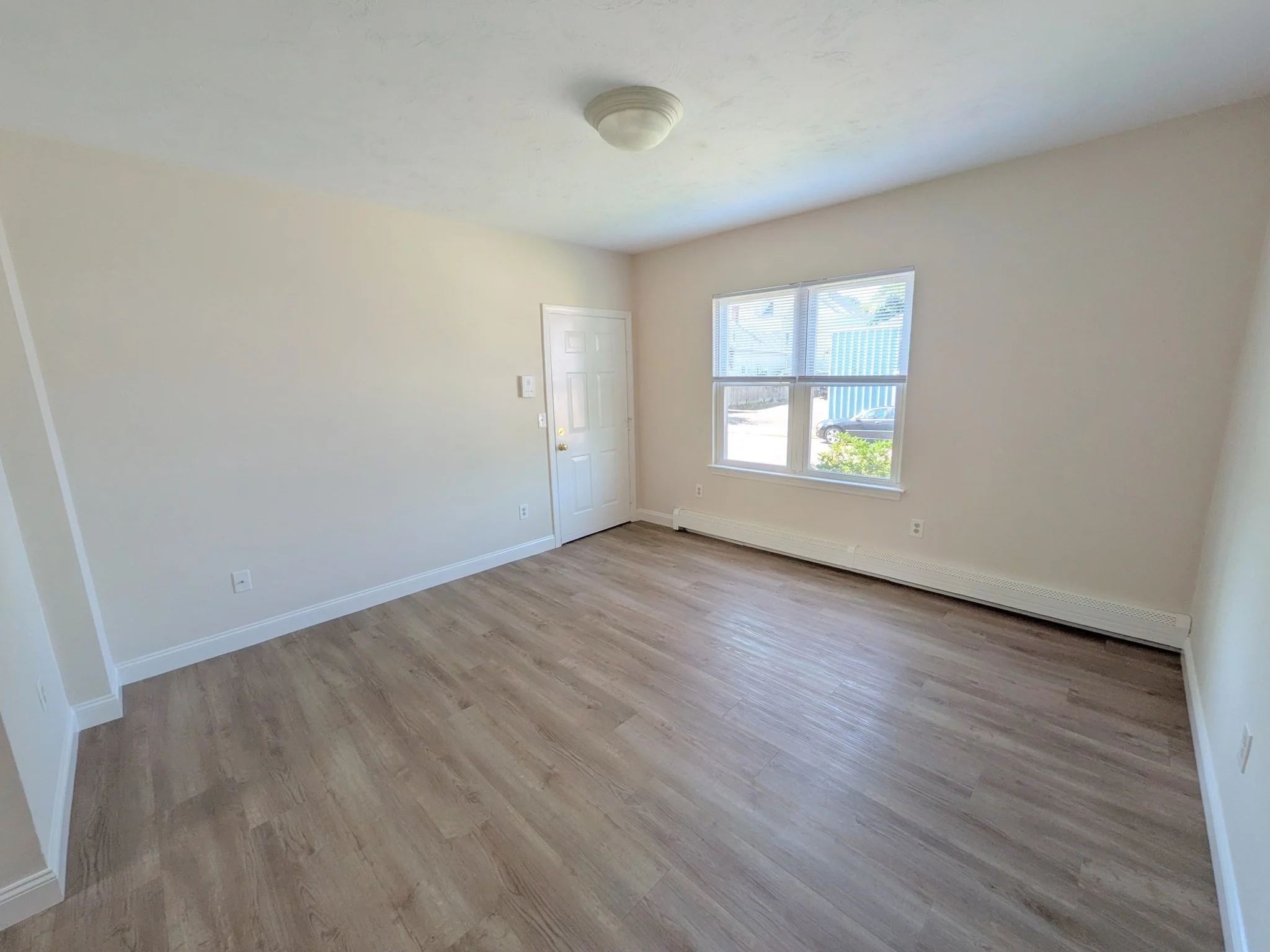 2 bed, 1 bath apartment for rent at 146 Pine St Unit 1, Attleboro — photo 3 of 25