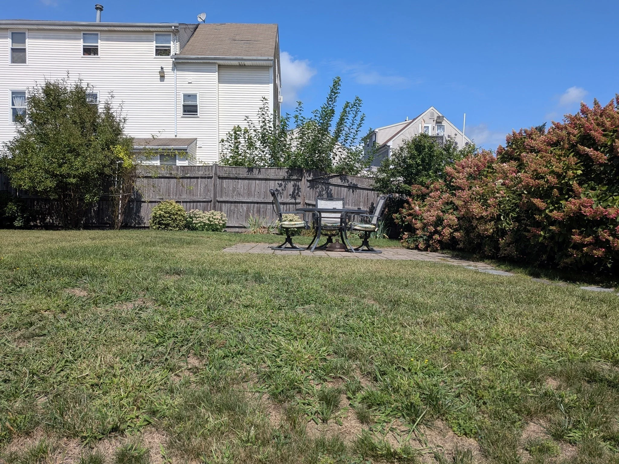 2 bed, 1 bath apartment for rent at 146 Pine St Unit 1, Attleboro — photo 23 of 25