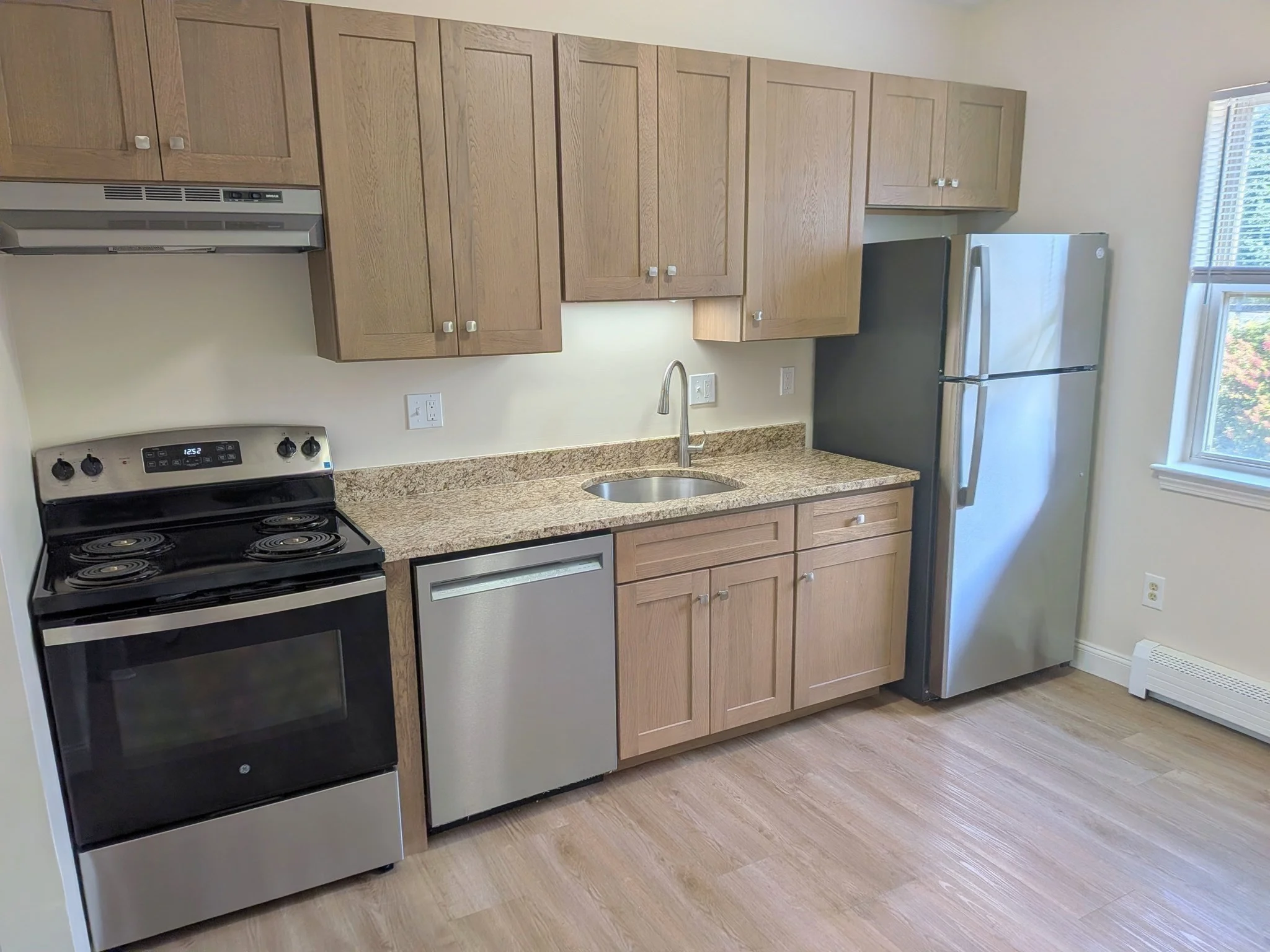 2 bed, 1 bath apartment for rent at 146 Pine St Unit 1, Attleboro — photo 9 of 25