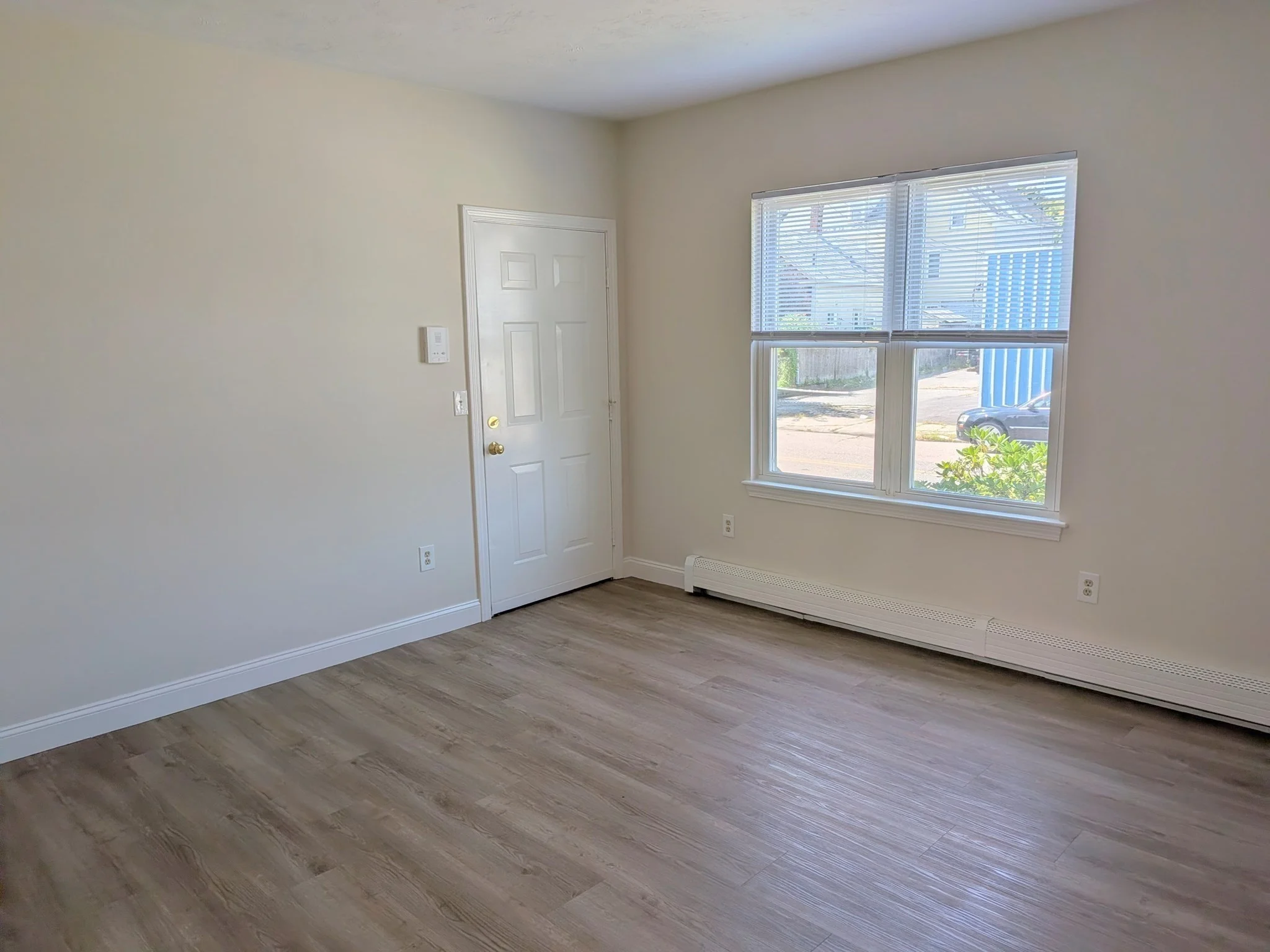2 bed, 1 bath apartment for rent at 146 Pine St Unit 1, Attleboro — photo 2 of 25