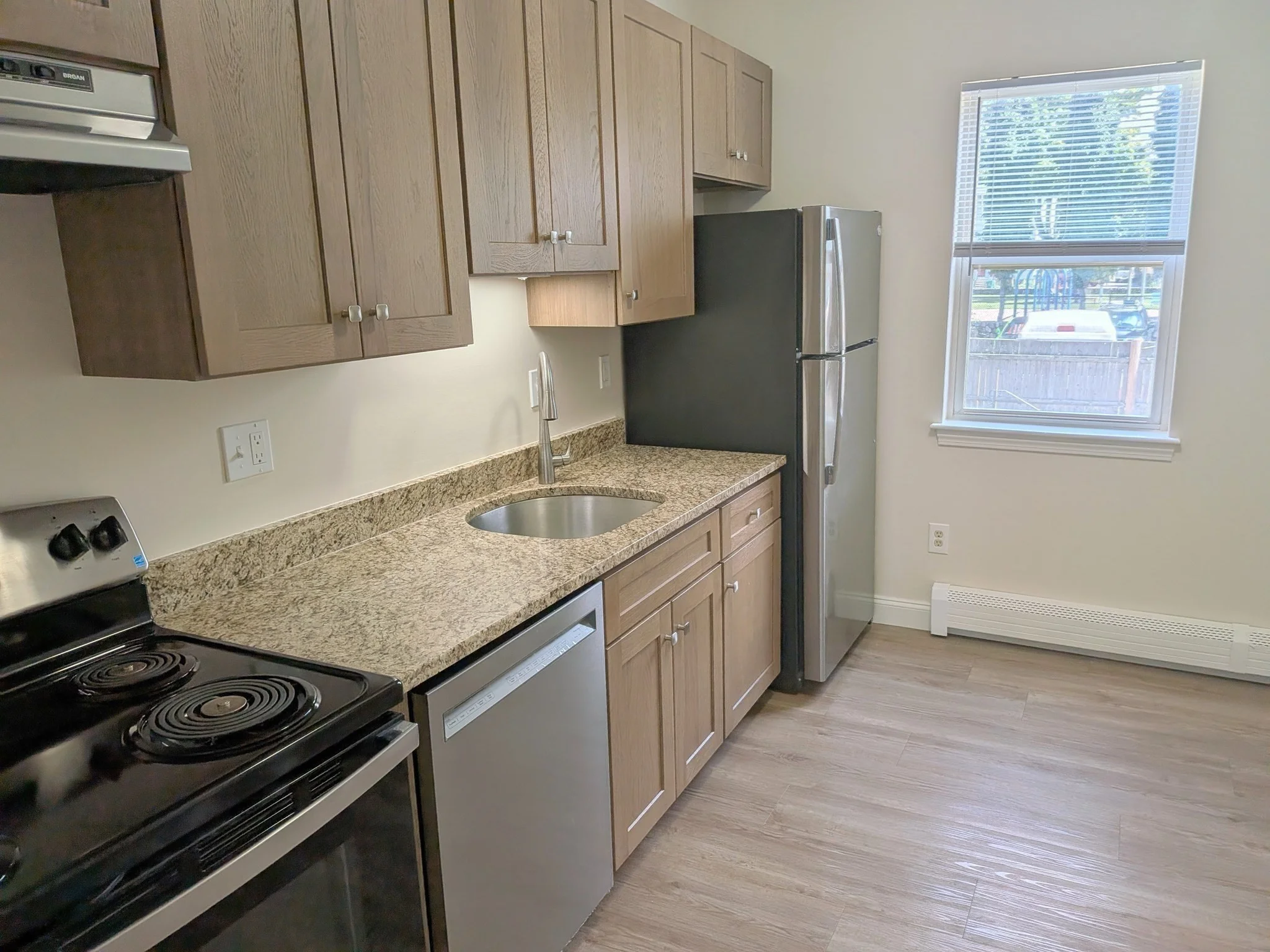 2 bed, 1 bath apartment for rent at 146 Pine St Unit 1, Attleboro — photo 8 of 25