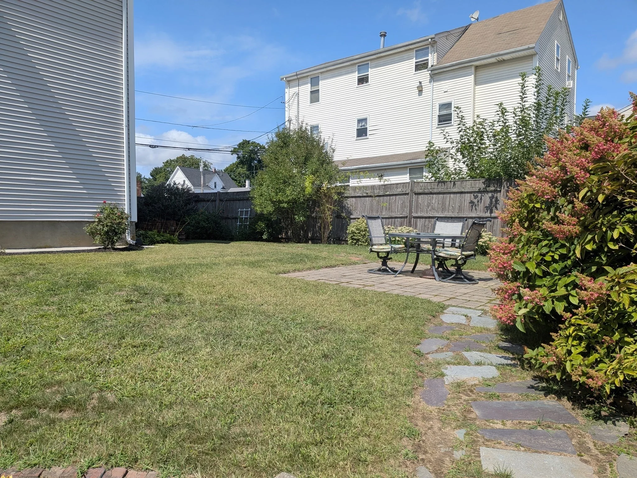 2 bed, 1 bath apartment for rent at 146 Pine St Unit 1, Attleboro — photo 24 of 25