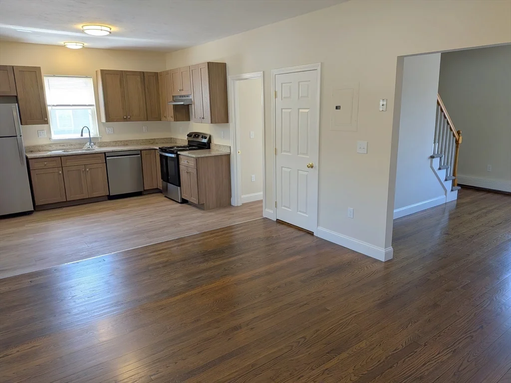 2 bed, 1 bath apartment for rent at 146 Pine St Unit 4, Attleboro — photo 1 of 23