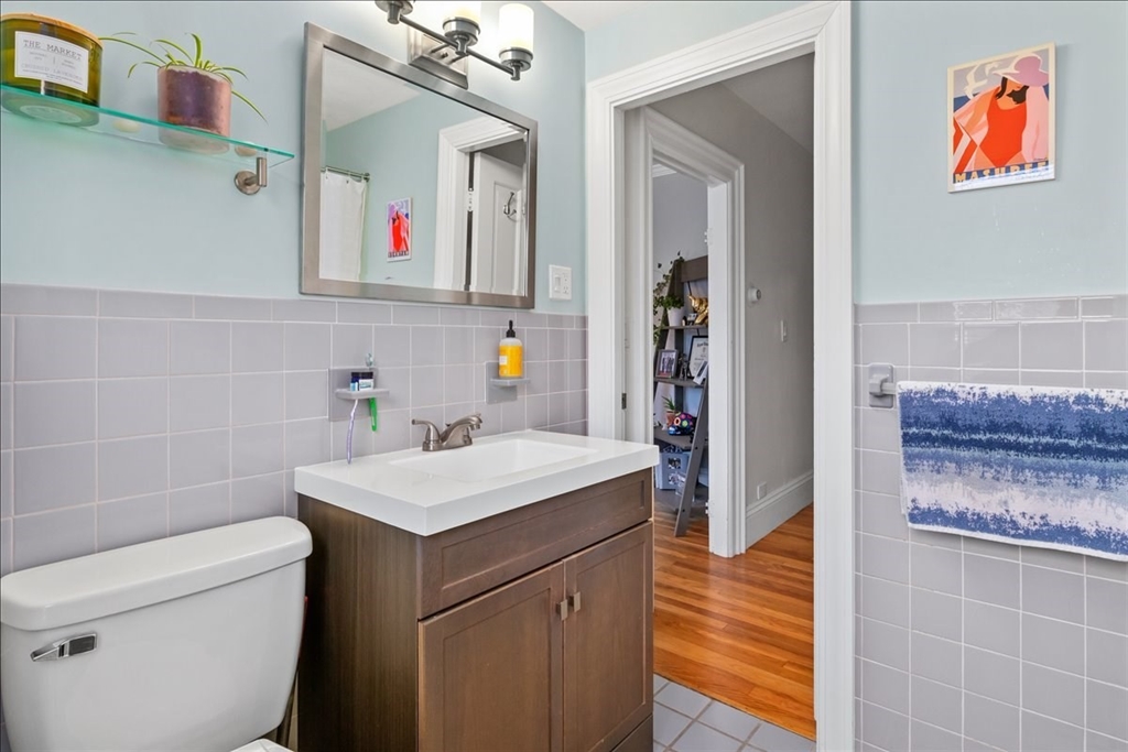 2 bed, 1 bath apartment for rent at 146 River St Unit 2, Dedham — photo 16 of 30