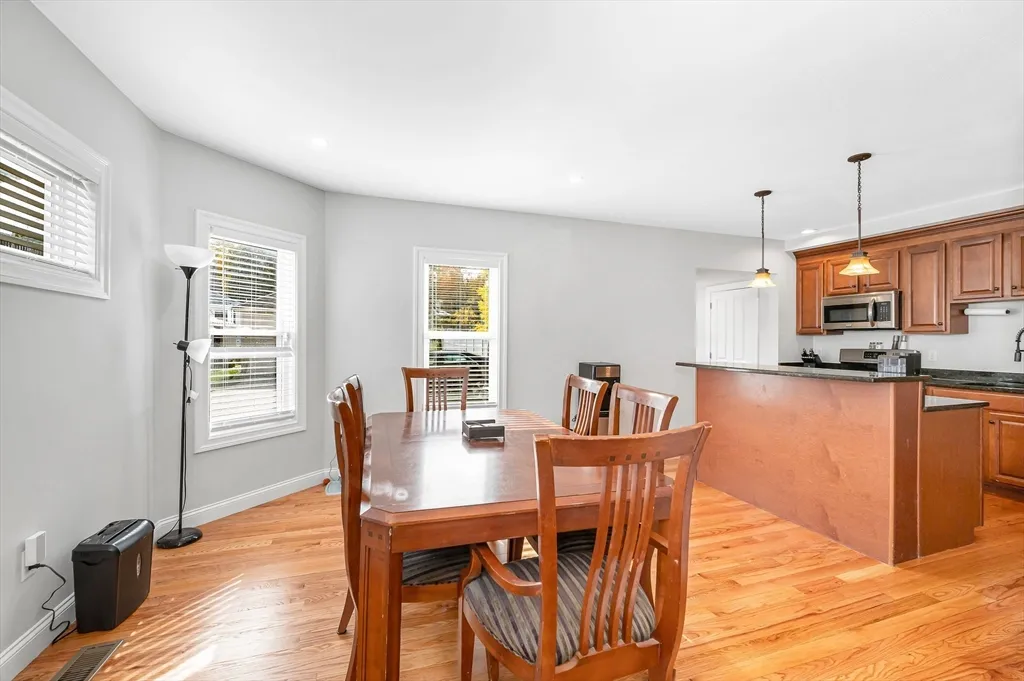 3 bed, 1 bath apartment for rent at 146 So Pleasant St Unit 146, Haverhill — photo 4 of 16