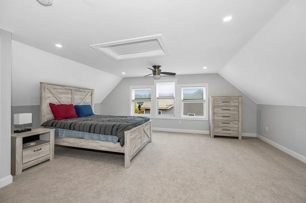 3 bed, 1 bath apartment for rent at 146 So Pleasant St Unit 146, Haverhill — photo 10 of 16