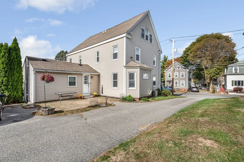 3 bed, 1 bath apartment for rent at 146 So Pleasant St Unit 146, Haverhill — photo 15 of 16