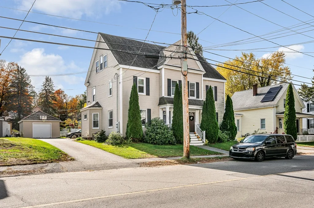 3 bed, 1 bath apartment for rent at 146 So Pleasant St Unit 146, Haverhill — photo 1 of 16