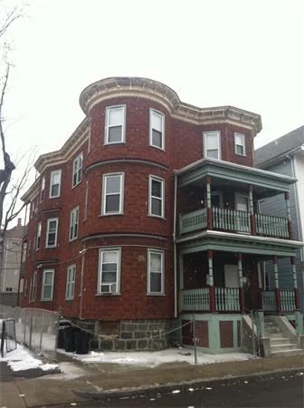 4 bed, 1 bath apartment for rent at 146 Stanwood St Unit 1, Dorchester — photo 15 of 15