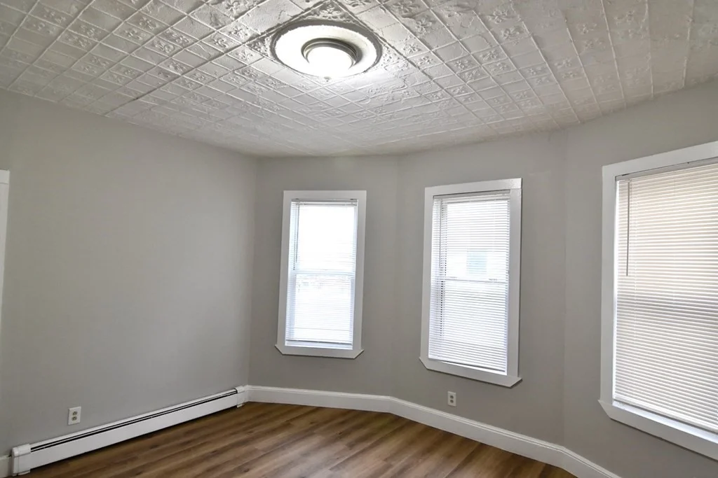4 bed, 1 bath apartment for rent at 146 Stanwood St Unit 1, Dorchester — photo 12 of 15