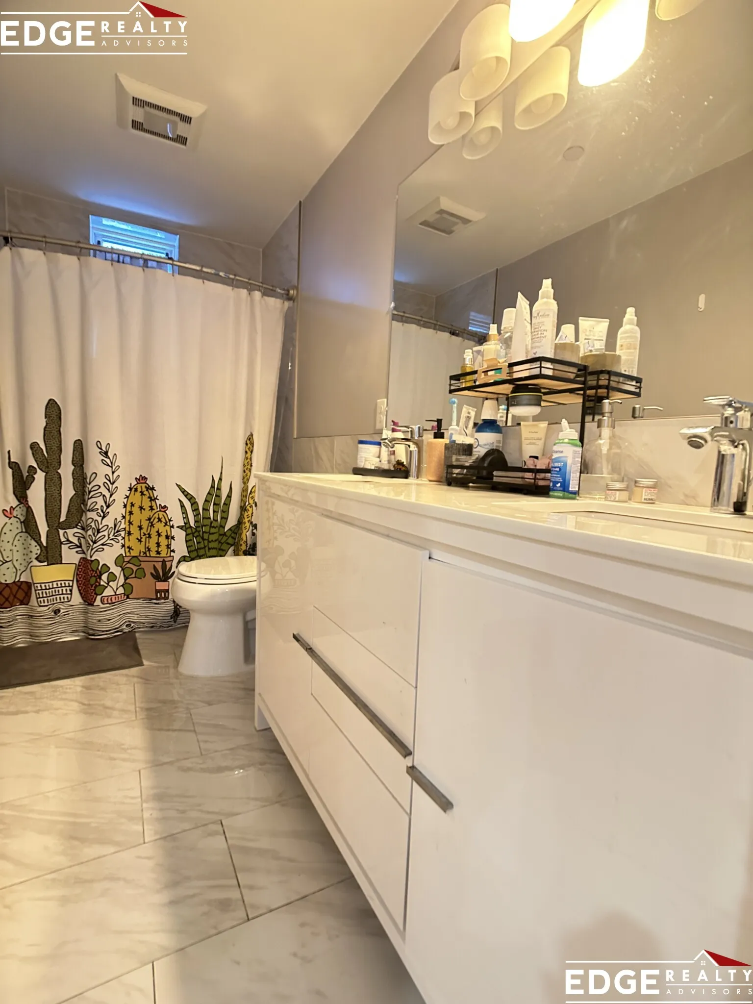 4 bed, 2 bath apartment for rent at 146 Sutherland Rd Unit 1, Brighton — photo 5 of 10
