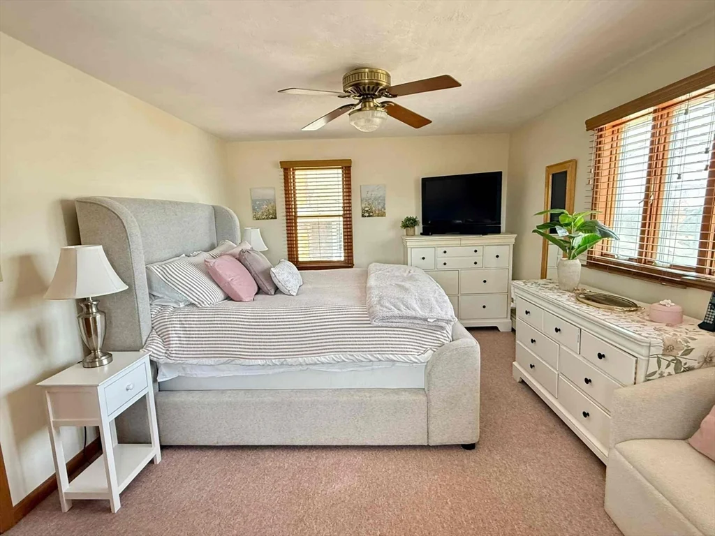 3 bed, 2 bath apartment for rent at 146 Turner Rd, Sand Hills — photo 14 of 20