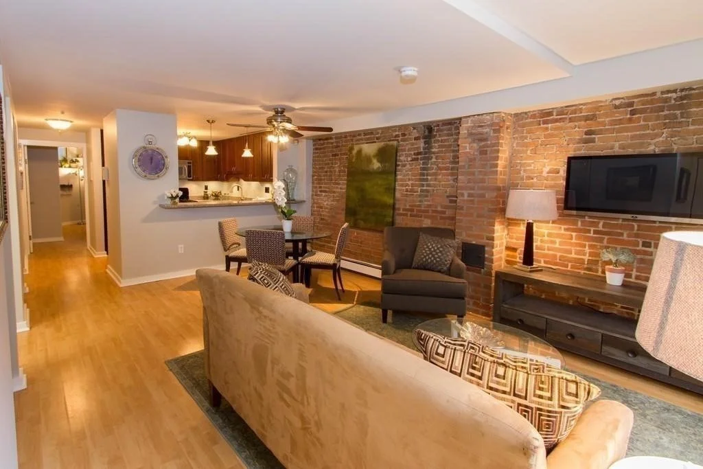1 bed, 1 bath apartment for rent at 146 Warren Ave Unit 1, South End — photo 4 of 5