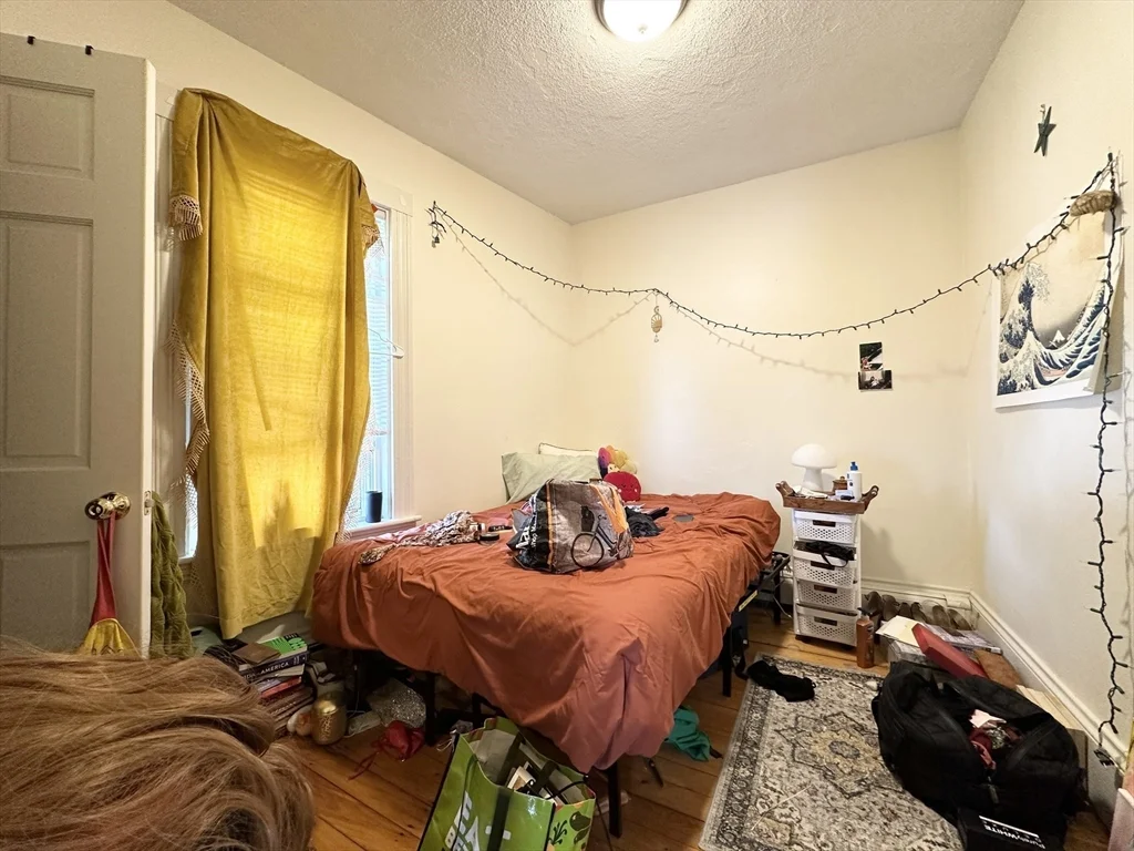 3 bed, 1 bath apartment for rent at 146 Webster Ave Unit 3, Kendall Square — photo 4 of 8