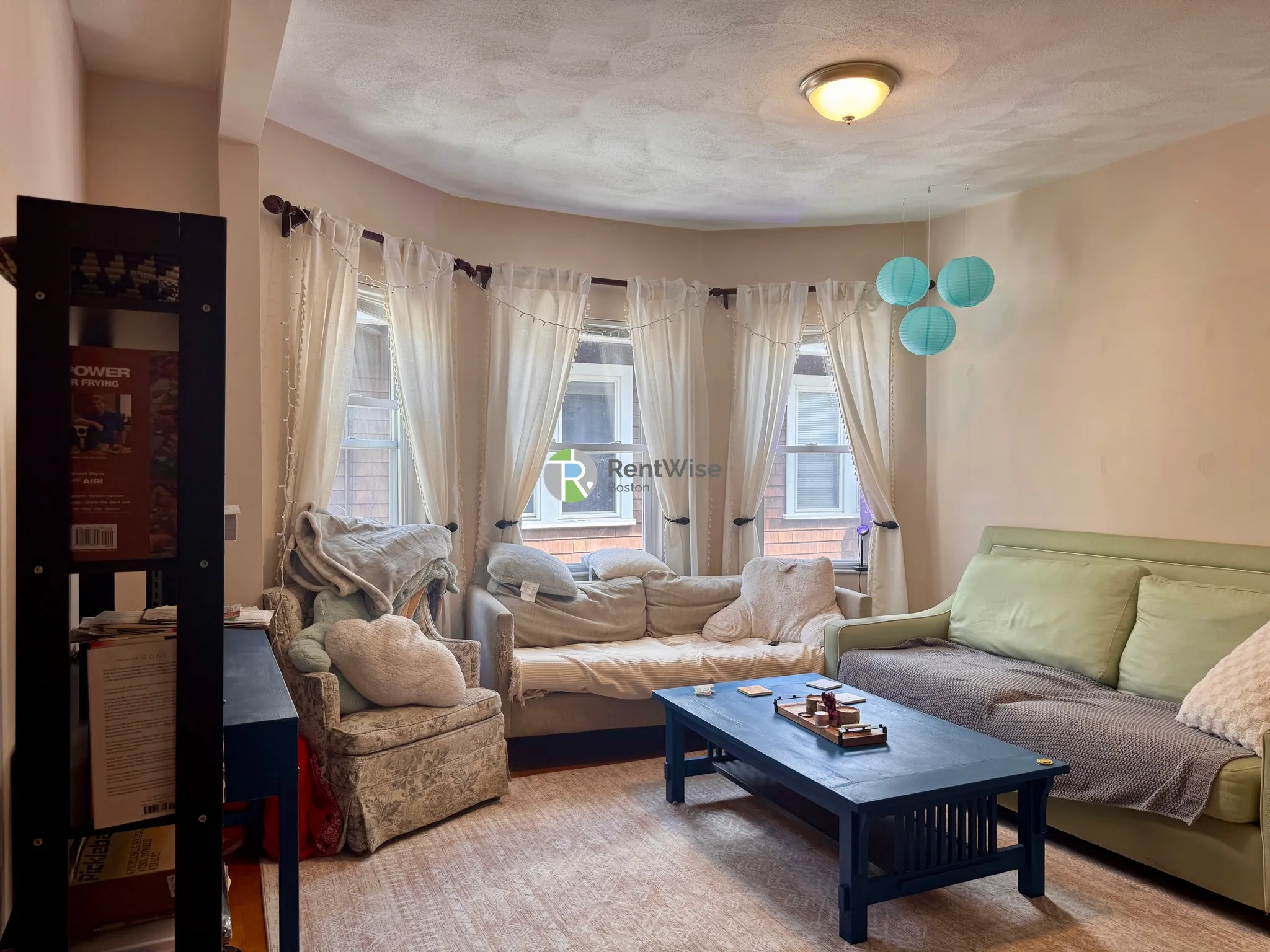 6 bed, 2 bath apartment for rent at 146 West Adams St Unit 1, West Somerville — photo 2 of 46