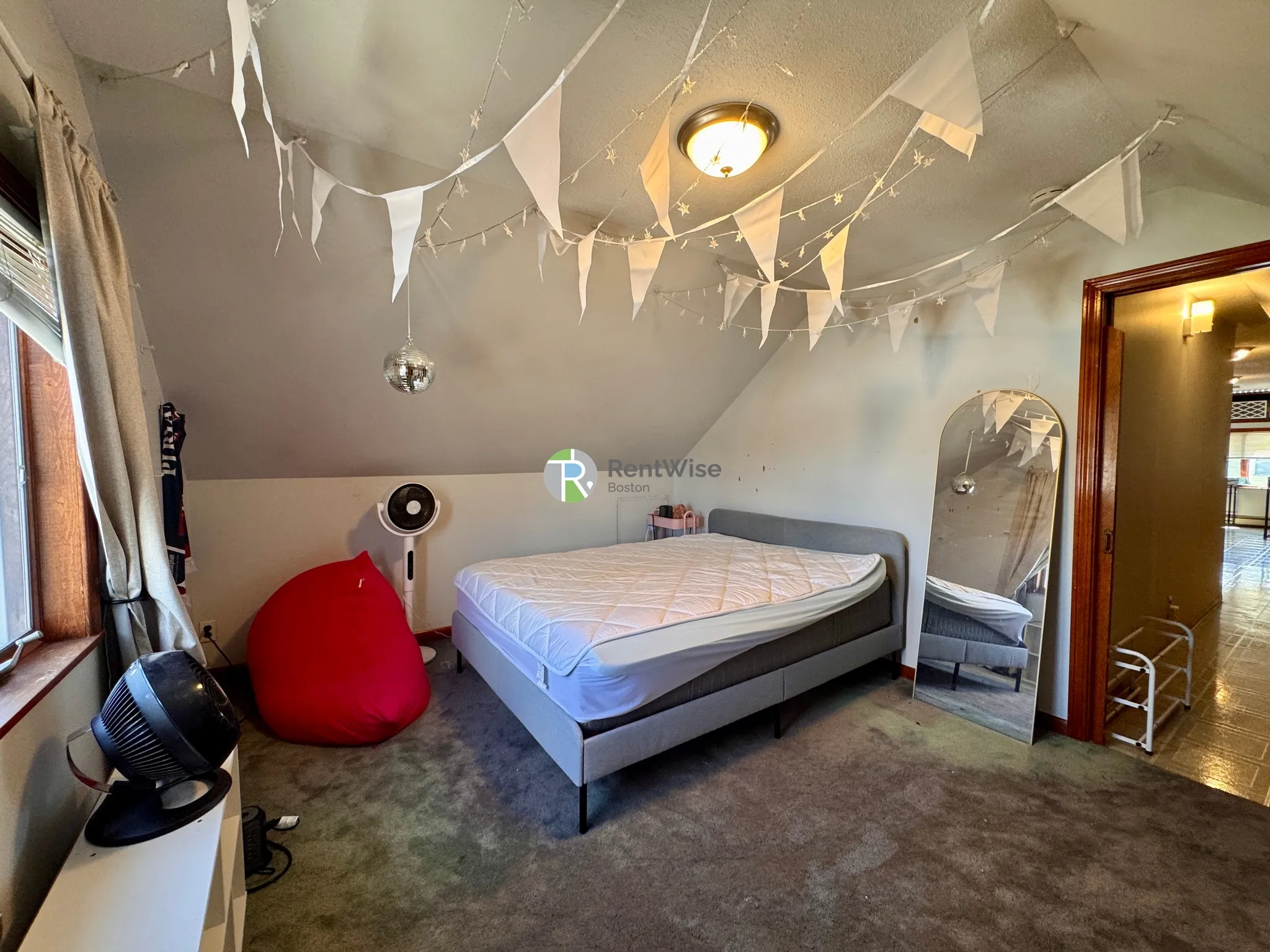 6 bed, 2 bath apartment for rent at 146 West Adams St Unit 1, West Somerville — photo 18 of 46