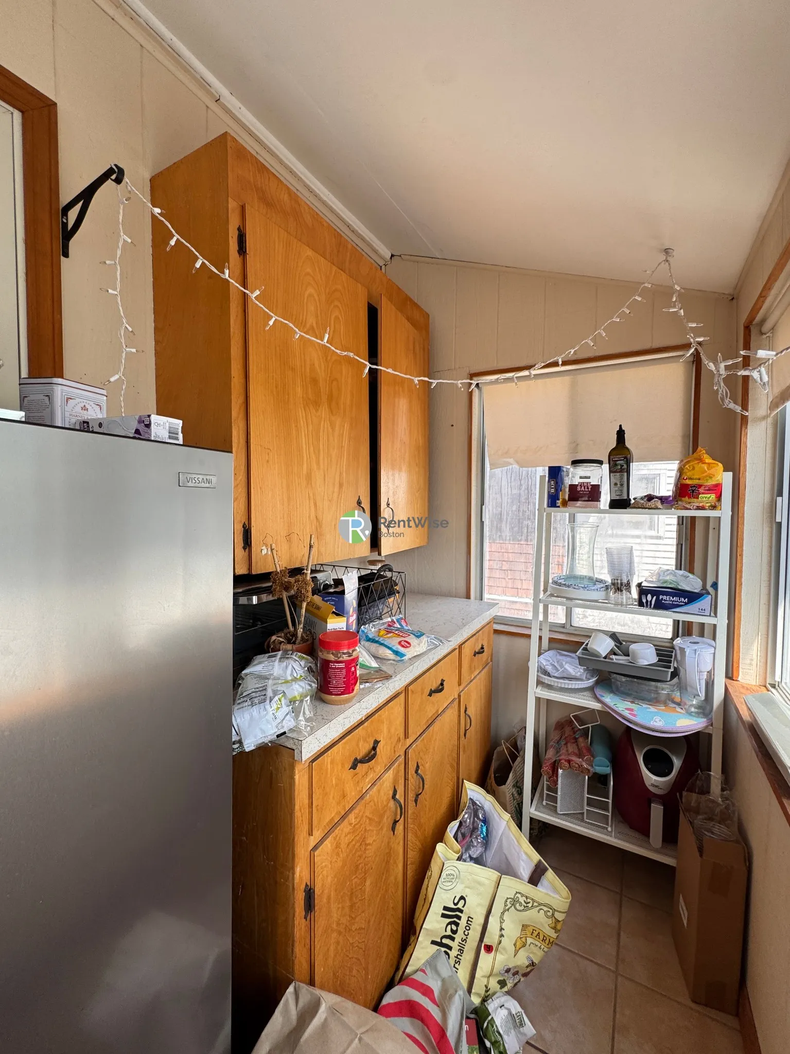 6 bed, 2 bath apartment for rent at 146 West Adams St Unit 1, West Somerville — photo 31 of 46