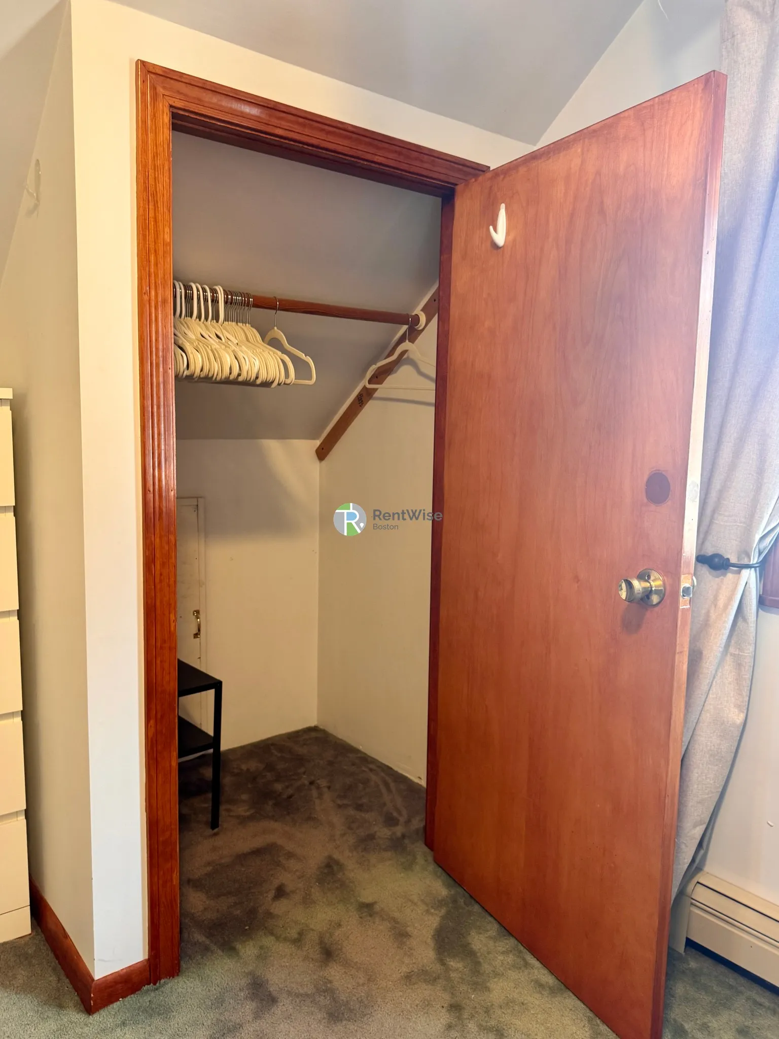 6 bed, 2 bath apartment for rent at 146 West Adams St Unit 1, West Somerville — photo 13 of 46