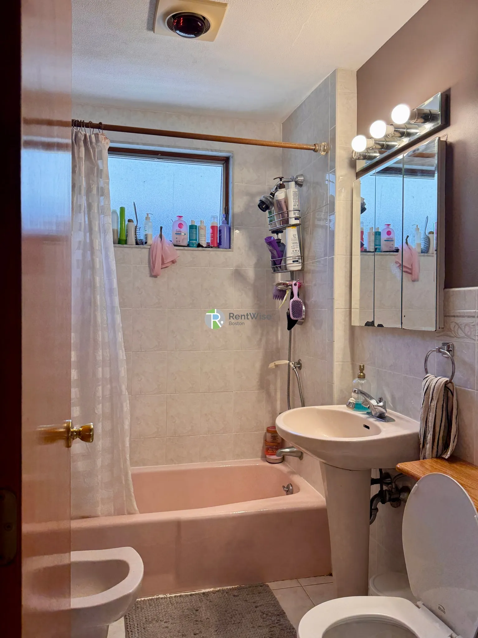 6 bed, 2 bath apartment for rent at 146 West Adams St Unit 1, West Somerville — photo 33 of 46